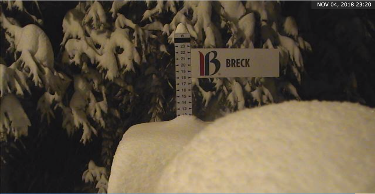 Breckenridge-Snow-11-4-18-at-10pm.png