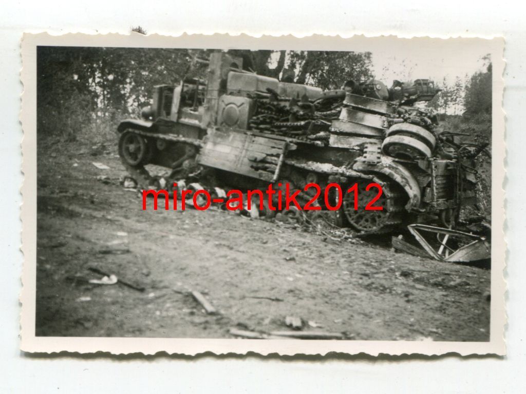 Panzer-Regiment 39, zerstörtes Kettenfahrzeug, W