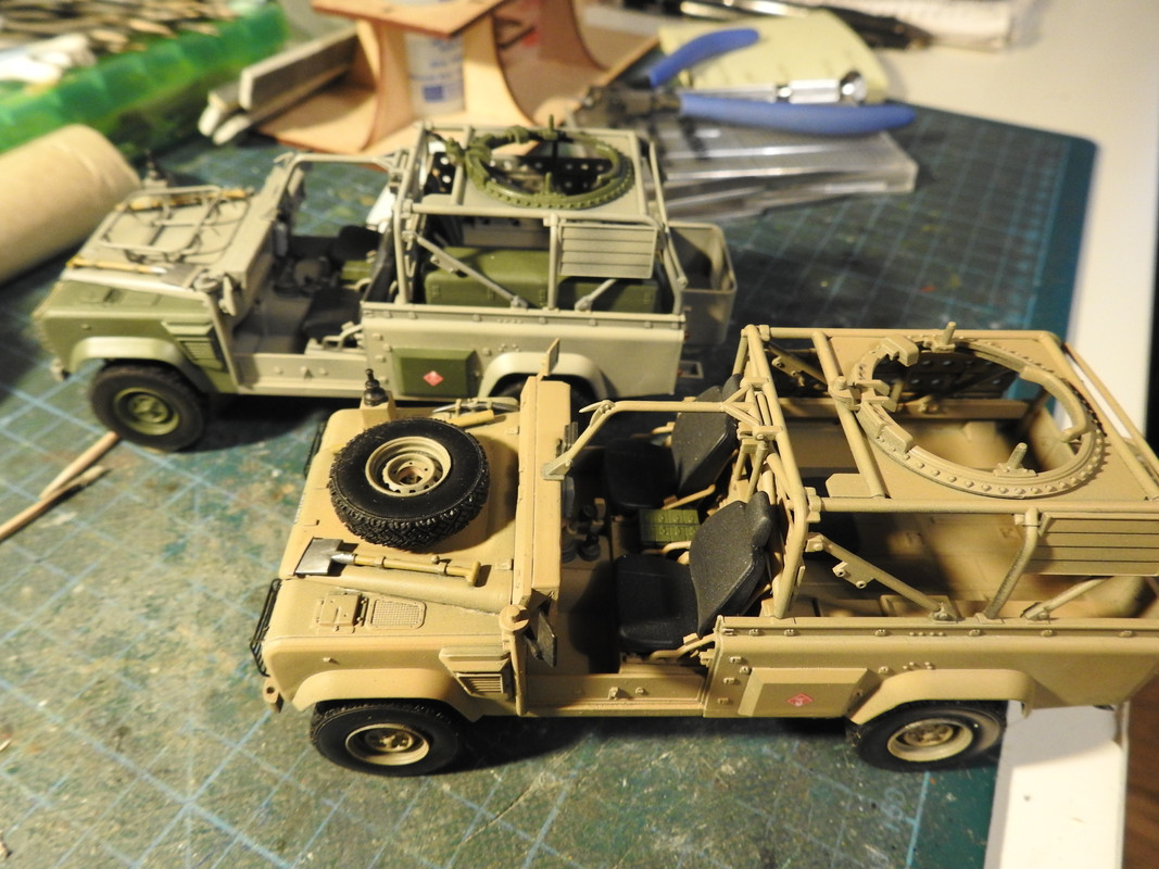 Landrover Defender VMIK Milan, Hobbyboss 1/35 - Sida 3 DSCN4716