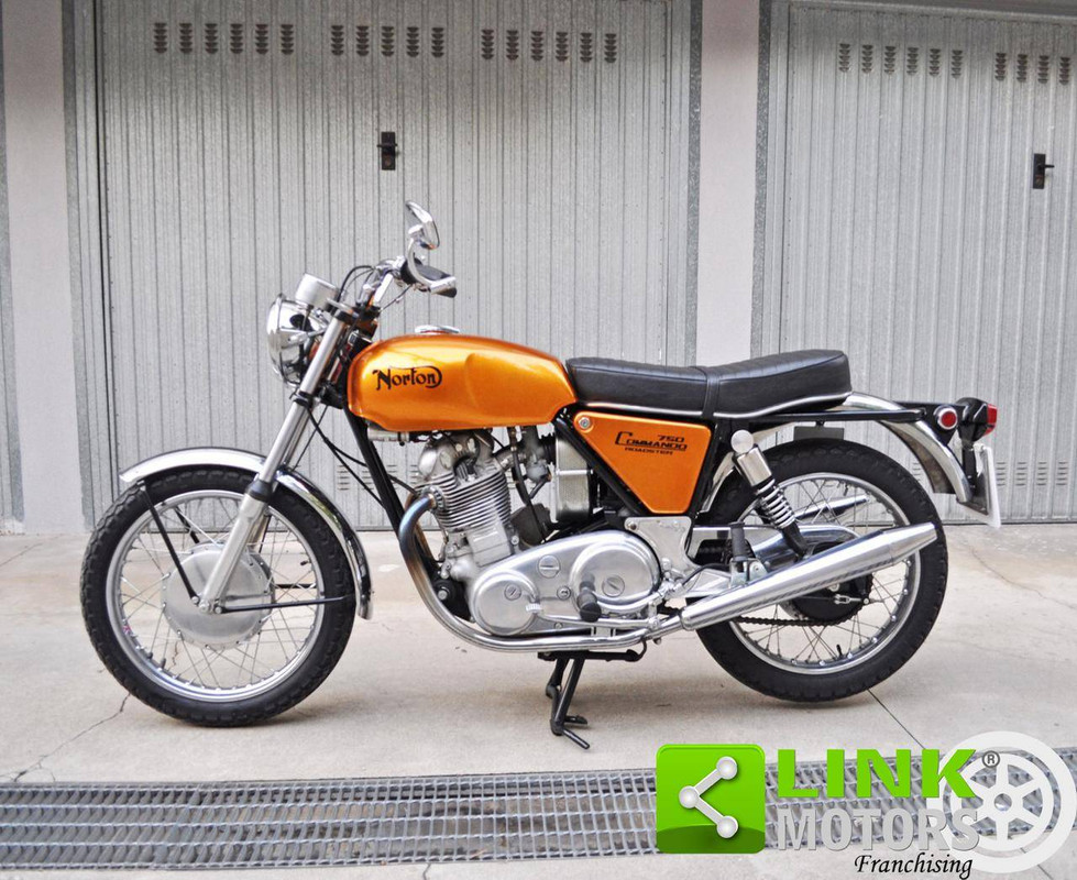 73867644-DE2D-42E6-B0CB-6513FC544567