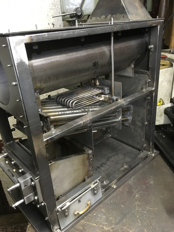 12E80B55-F8C0-400A-94FA-5F6DB9F6F2DA