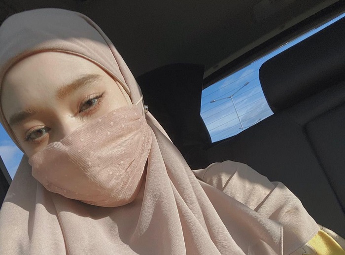 Baru-baru ini, Inara Rusli memutuskan untuk membuka cadar lantaran ingin kembali mencari nafkah.