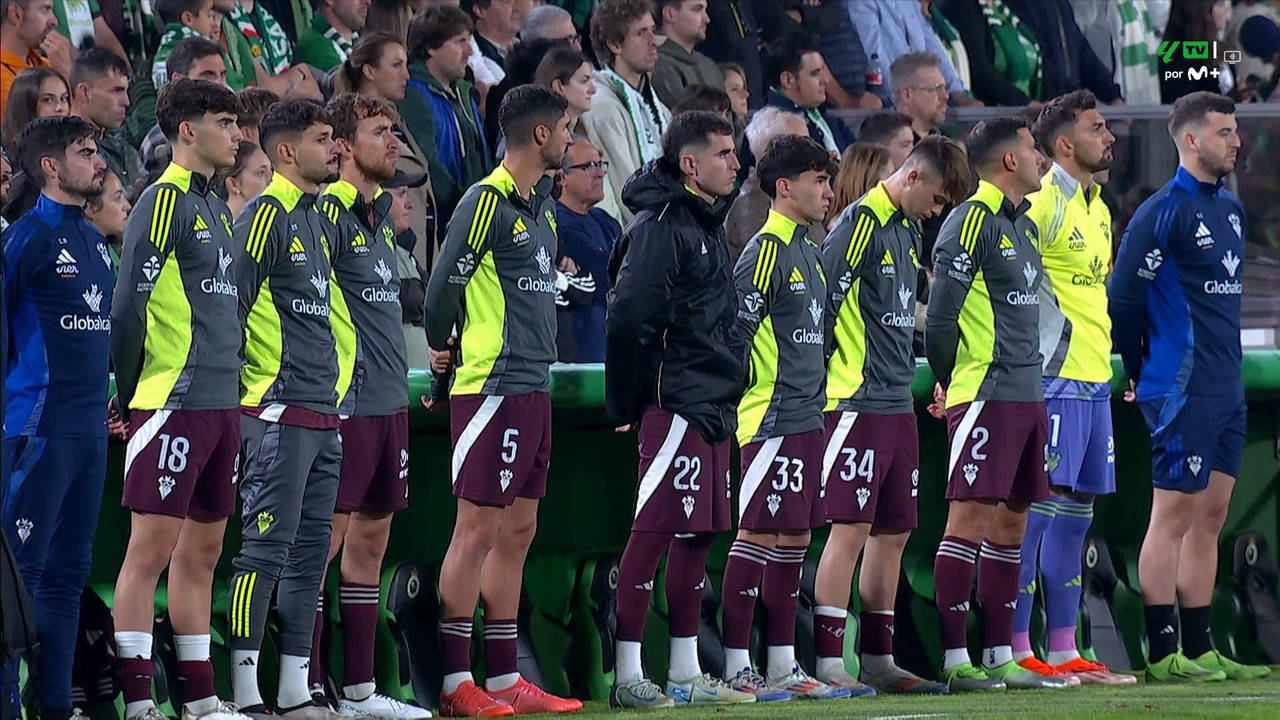 [Image: 20241105-LALIGA2-ES-MD13-HGS-1080-mkv-sn...57-031.jpg]