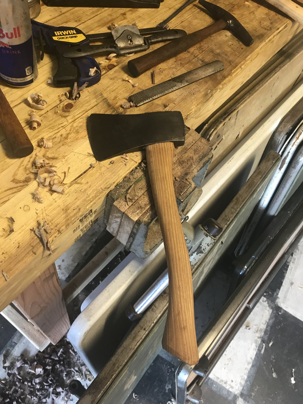 2124205A-635C-4157-ACED-8E91BA704681