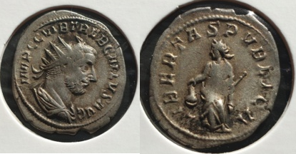 Antoniniano de Treboniano Galo. LIBERTAS PVBLICA. Libertas estante a izq. Roma. 7