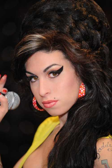 Amy Winehouse - Live Bootlegs [13 Releases] (2004-2011)