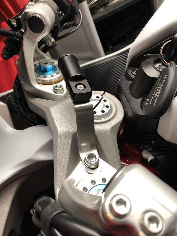 70C38A12-BA5C-47D9-BAA3-8AED726931A4