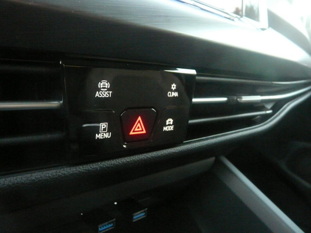 717D4249-8EF6-49F3-B0AB-A6716F76D25A