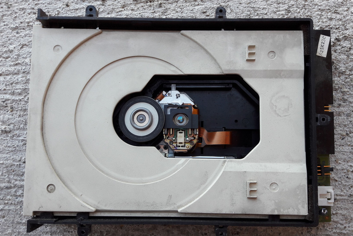 Mitsumi-CRCM-FX400E-009