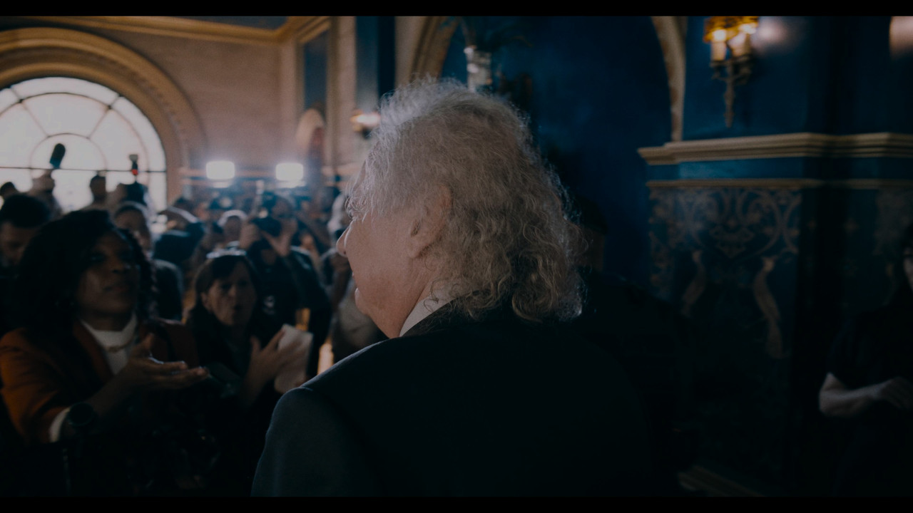 Superman.2025.2160p.UHD.Blu-ray.Remux.DV.HDR.HEVC.TrueHD.Atmos.7.1-CiNEPHiLES.mkv_20250916_235738.06