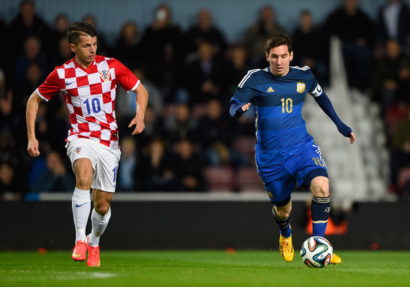 Lionel Messi Anas Sharbini Argentina v Croatia jv Tui Mp FPKRl