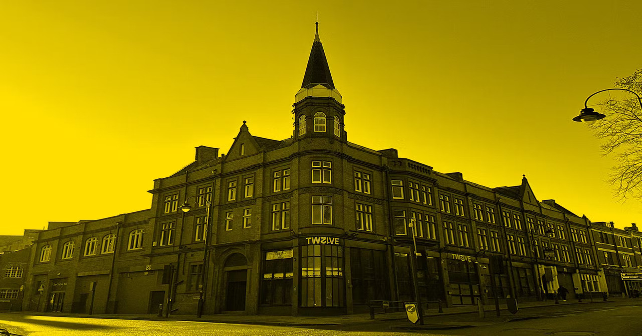 1911973-5270ef15-word-of-mouth-over-30-s-dayclub-wolverhampton-easterbank-hol-sun-eflyer