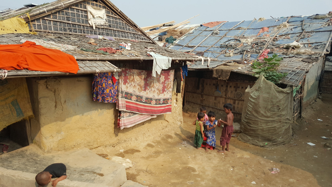 SCB Improved Cookstoves for Rohingya Refugees in Bangladesh_4