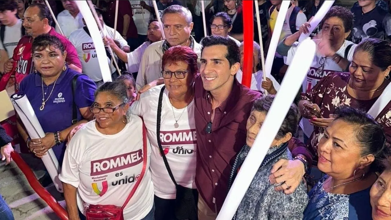 Rommel Pacheco se registra para buscar alcaldía de Mérida por Morena