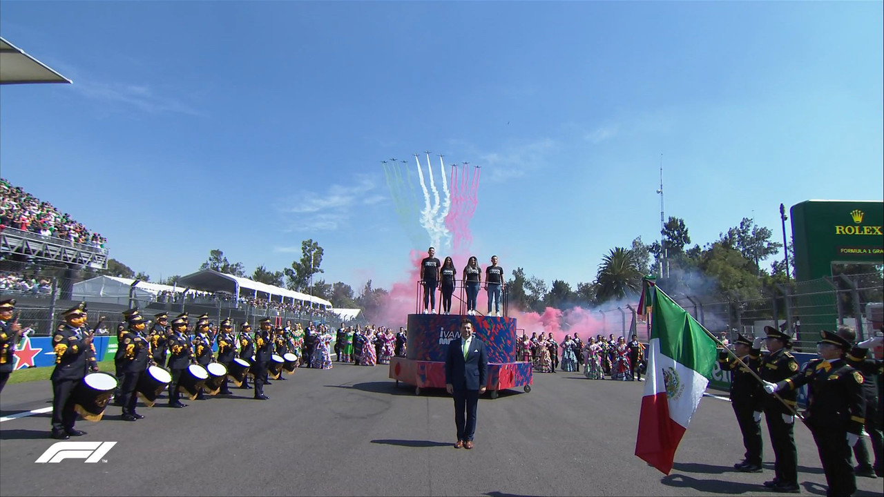 GP México se lució con colorido espectáculo de la Fuerza Aérea Mexicana
