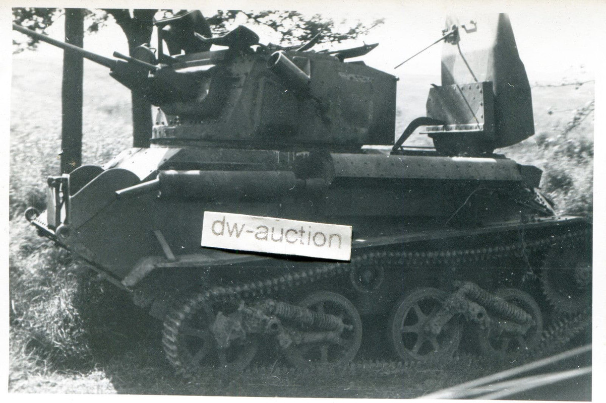 Frankreich , zerstörter englischer Panzer