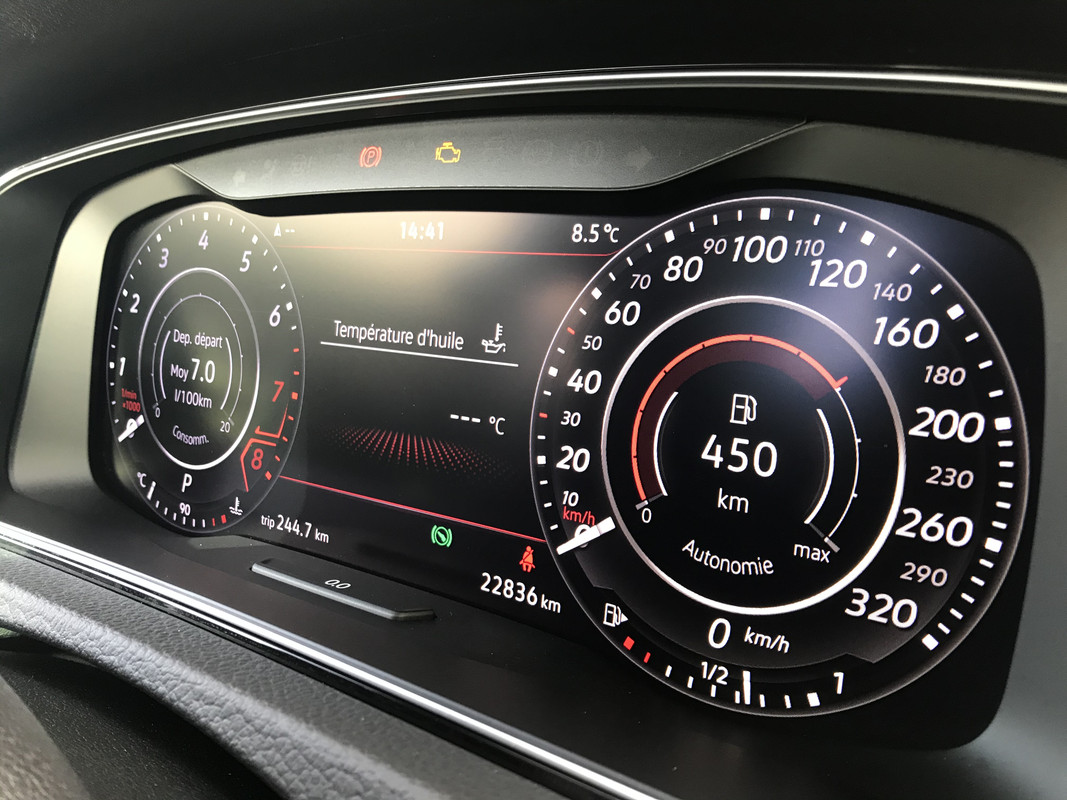 8E66242A-6707-405F-AA65-EDA7EC69A8BA