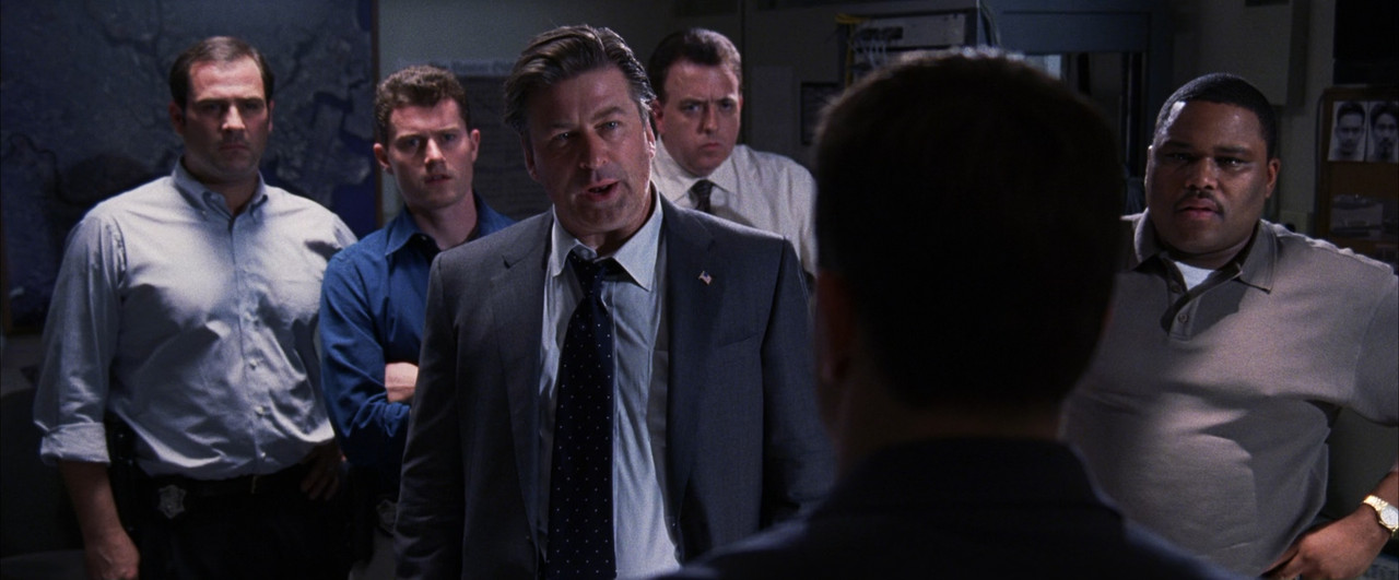 The Departed (2006).mkv_snapshot_02.00.09_[2018.02.27_19.38.49]