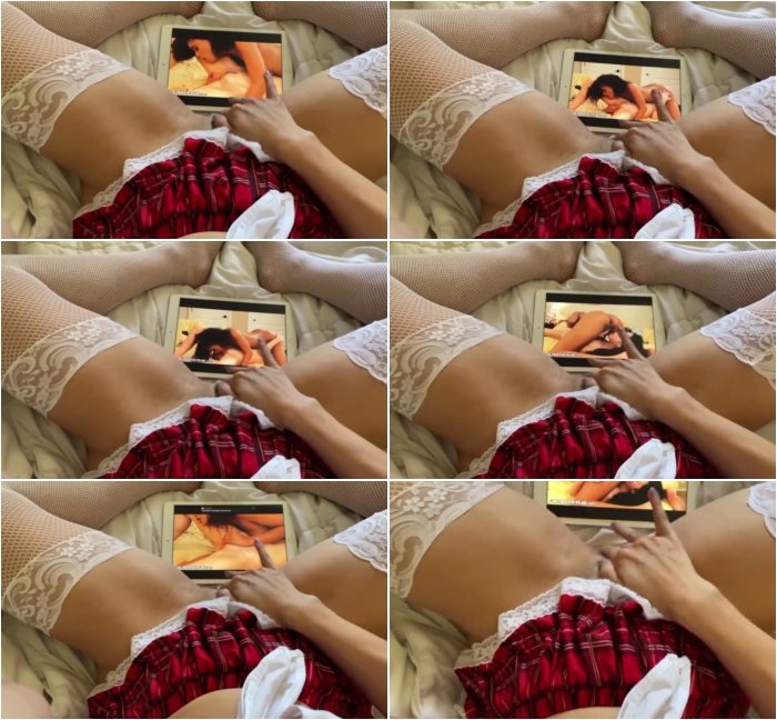 [Image: Lesbian-MILF-Masturbating-Skirt-Watching-Porn-3.jpg]
