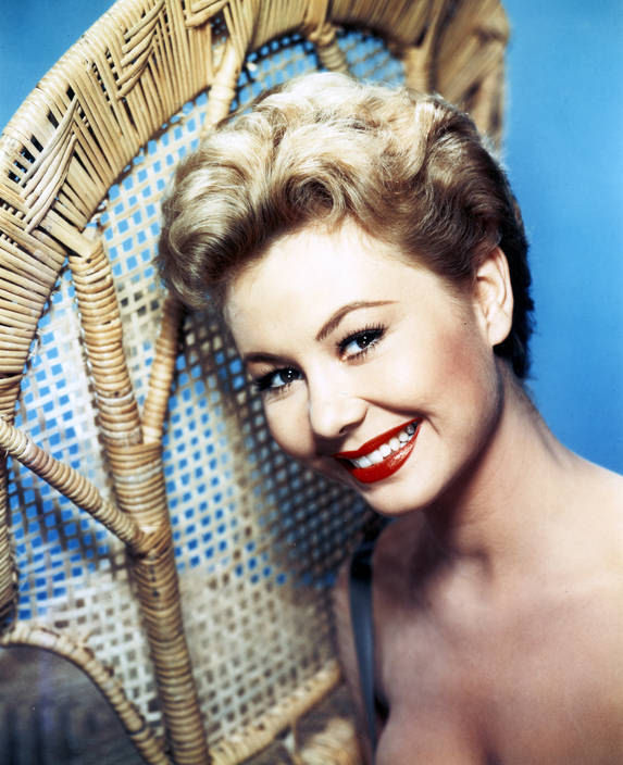 Mitzi_Gaynor_b30