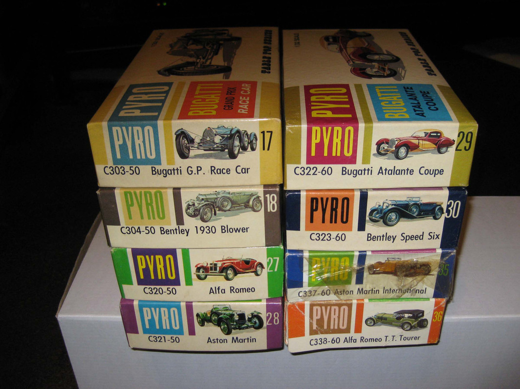 Pyro 1-32 Cars Samll Boxes ends