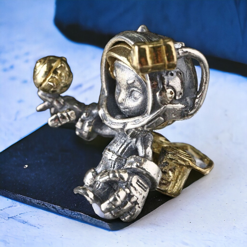 Cute Fashion Astronaut Pendant Pendant 925 Sterling Silver UK Gift 9g