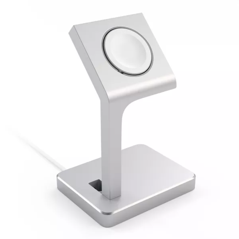 Soporte de aluminio Satechi con un Apple Watch cargando.