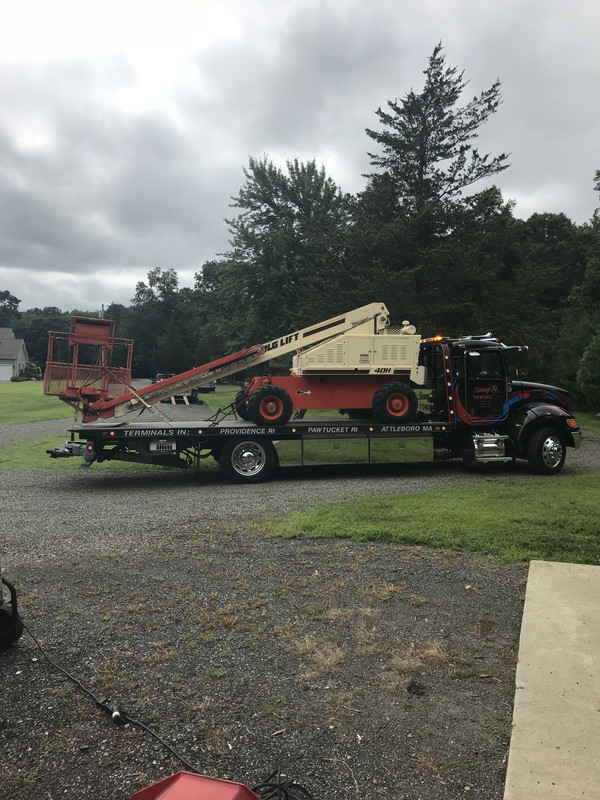 FBE596B3-ABFE-4EE6-8CE5-D6506C8B0347