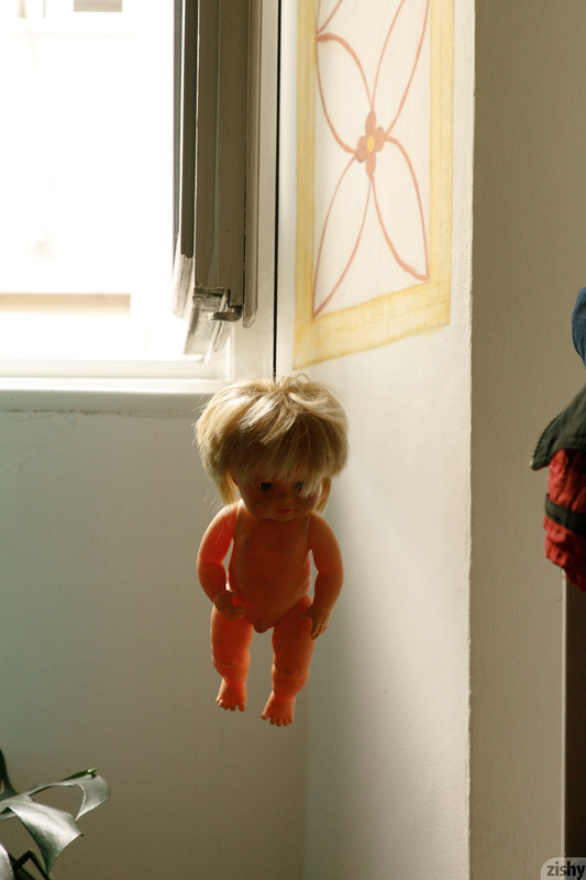 full_001_1218341334067593