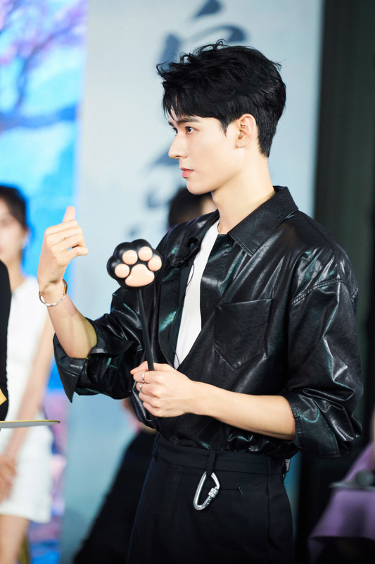 006DurXoly1hgkpbsfxf4j34r074i7wm