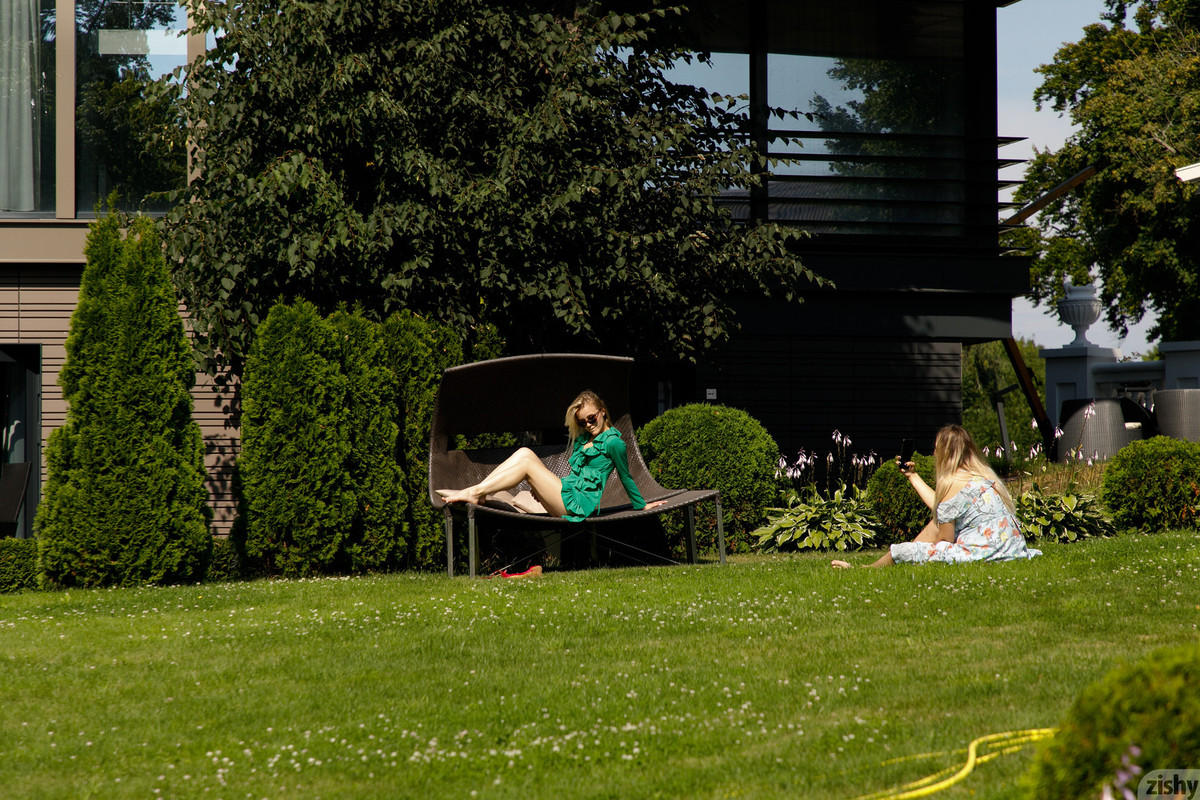 full_020_2466135610053400