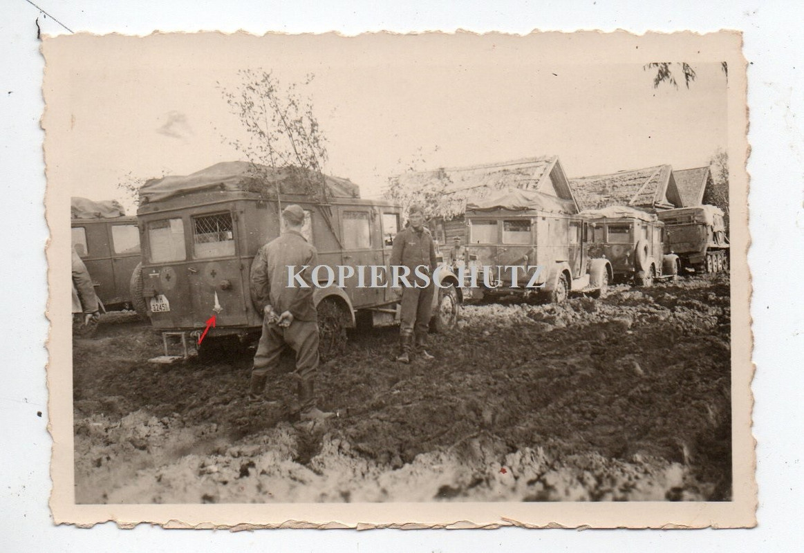 Russland 5. Jäger Division Kessel Demjansk 1942 SDkfz LKW Emblem Sani Camo
