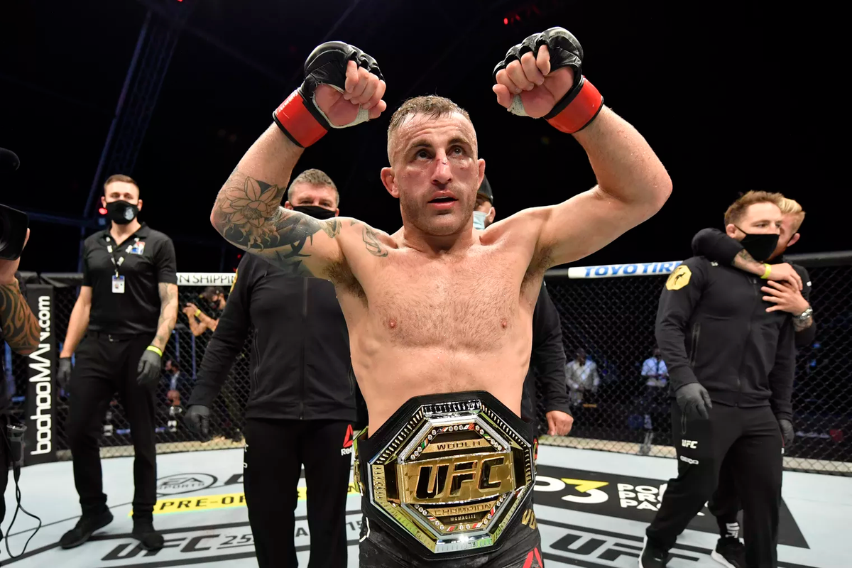 Волкановски: Сехудо се моли за битка с мен, но UFC не дават