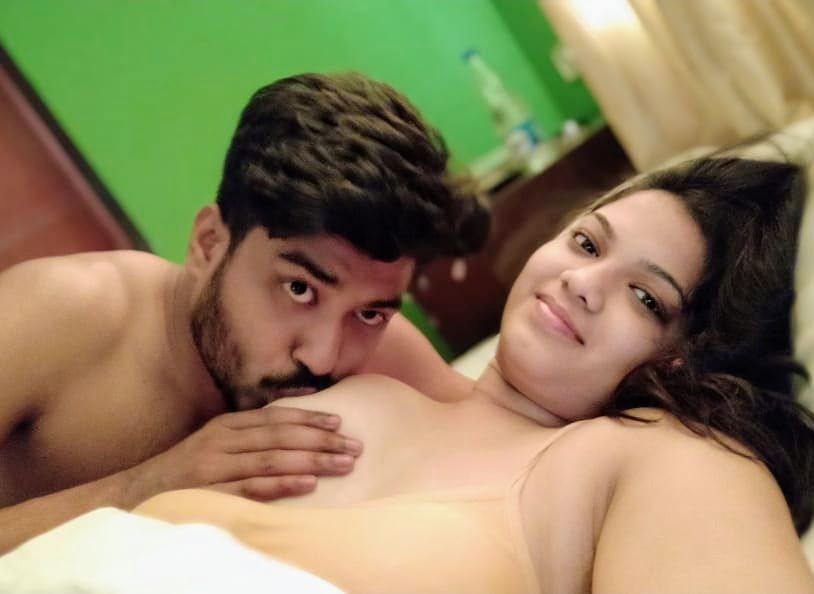 Desi indian girlfriend fucking hard Latest