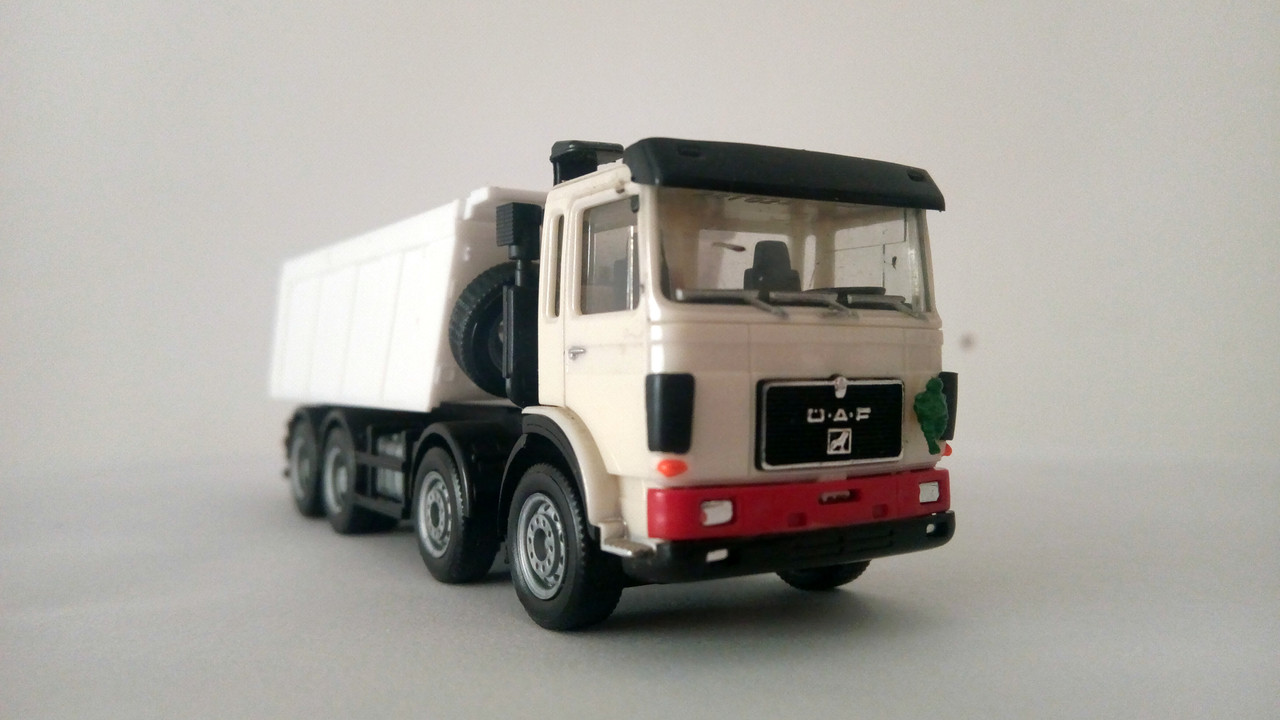 Mache (9332)
