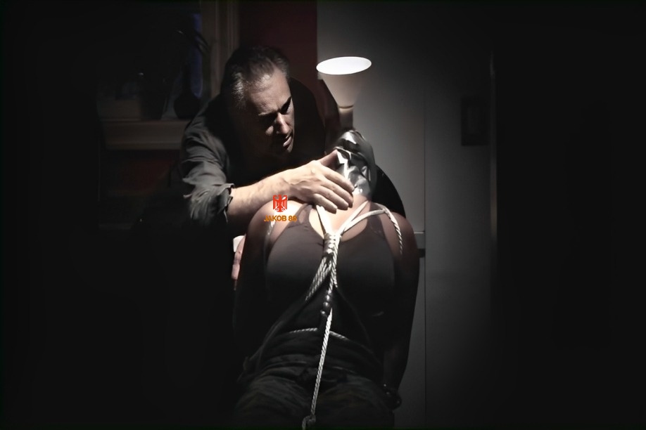 Dawn Vaughn 4 - Deadly Famous 2014