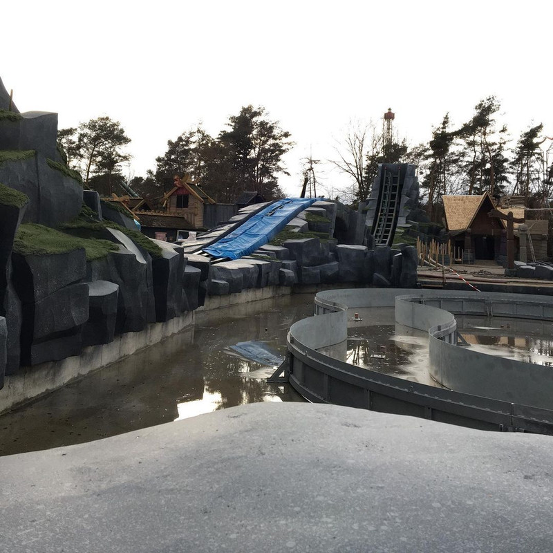 EB3E1351-D06D-4B16-B8E2-B9445264651A