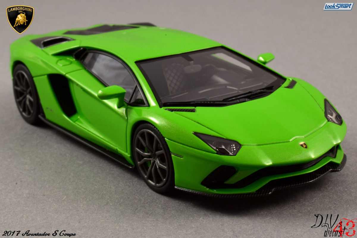 Lamborghini_AventadorS_Coupe_LookSmart (7)