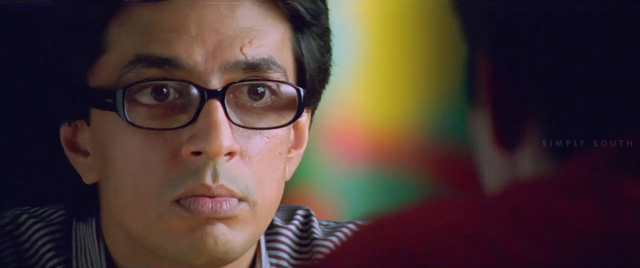 Run 2002 WebRip [Tamil] 480p 720p ESub Screenshot