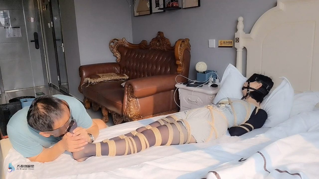 JS原创 不速之客.mp4_20220816_185209.449