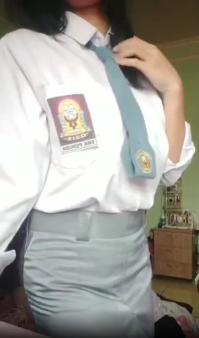 Anak SMA Pulang Sekolah