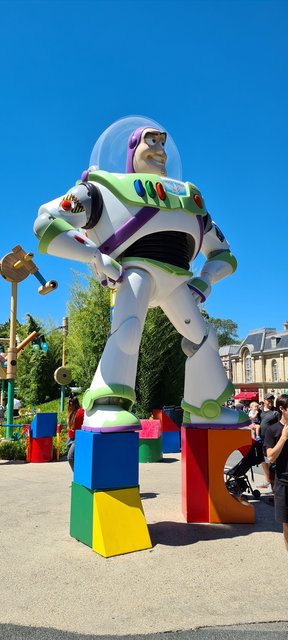 VIERNES 08/07 - DÍA 4 - Dos años y una pandemia después, Disneyland París-julio 2022 (23)