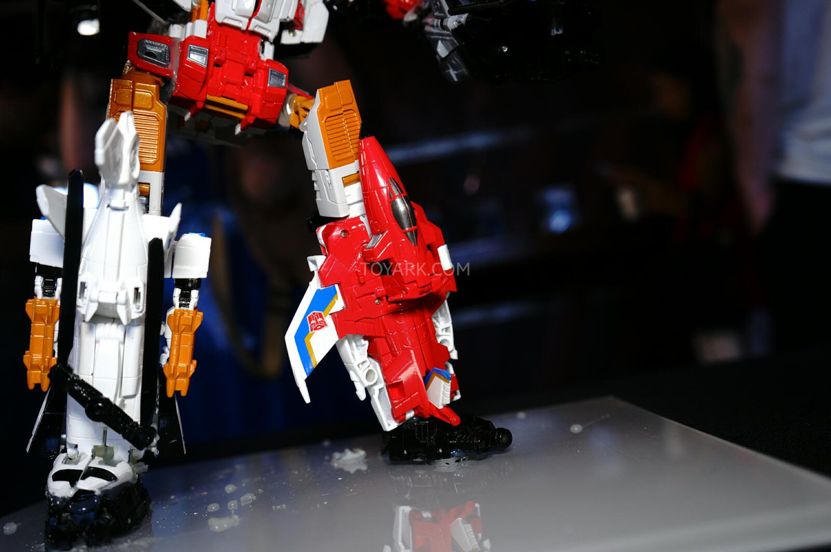 SDCC-2014-Hasbro-Transformers-Breakfast-055_1406