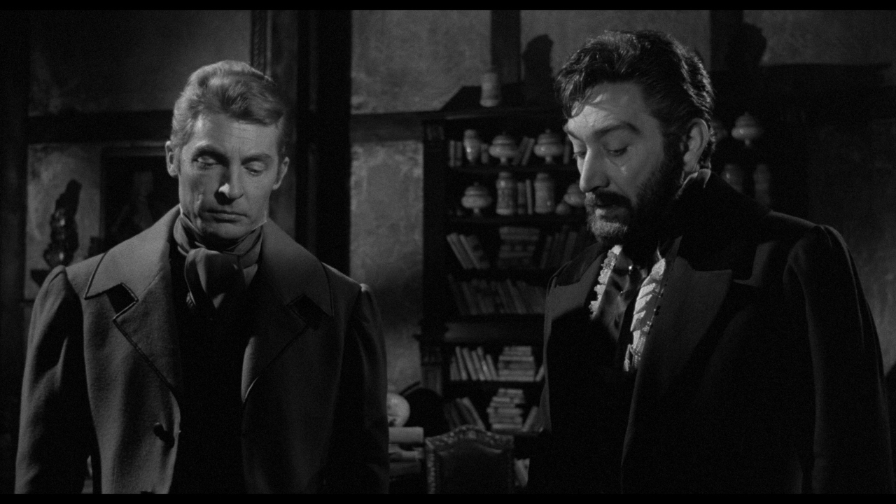 mpv-shot_Danza.Macabra.Castle.of.Blood.1964.2160p.UHD.BDREMUX.HDR.HEVC.-Нечипорук_00_48_44_0011