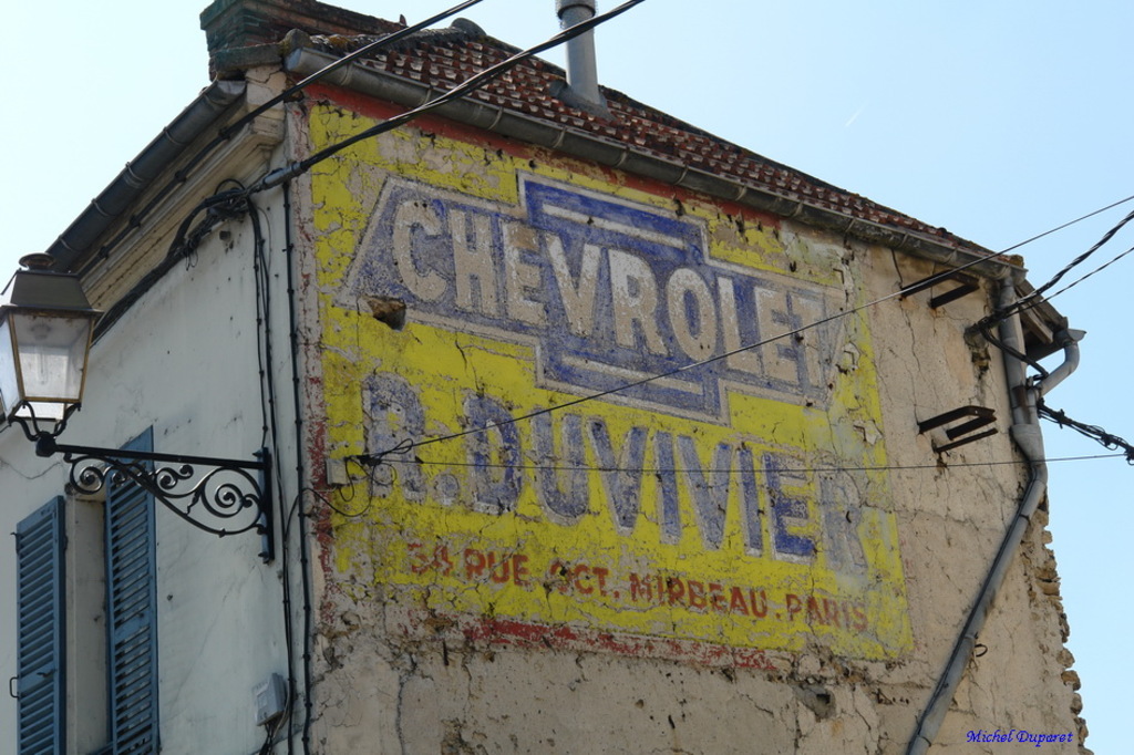 Chevrolet R. Duvivier rue O. Mirbeau