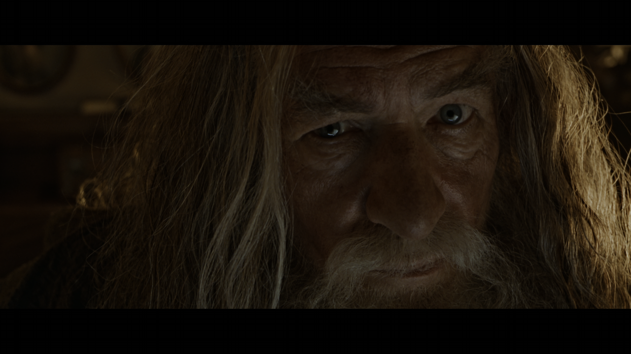 The Lord of the Rings- The Fellowship of the Ring (EXT.) PT. 1.mkv_snapshot_00.37.29_[2020.12.05_22.