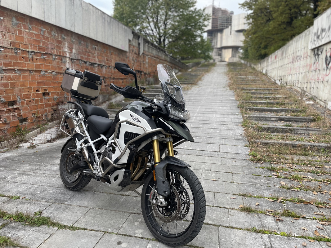 22DEDB07-6AC7-4C65-984A-9E283FE02BE9