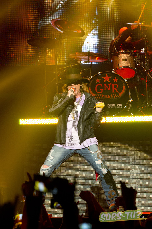 guns-and-roses-metropolis-montreal-2013-