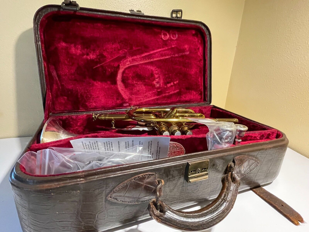 King 1934 Master Silvertone Cornet sn 168196 (19)