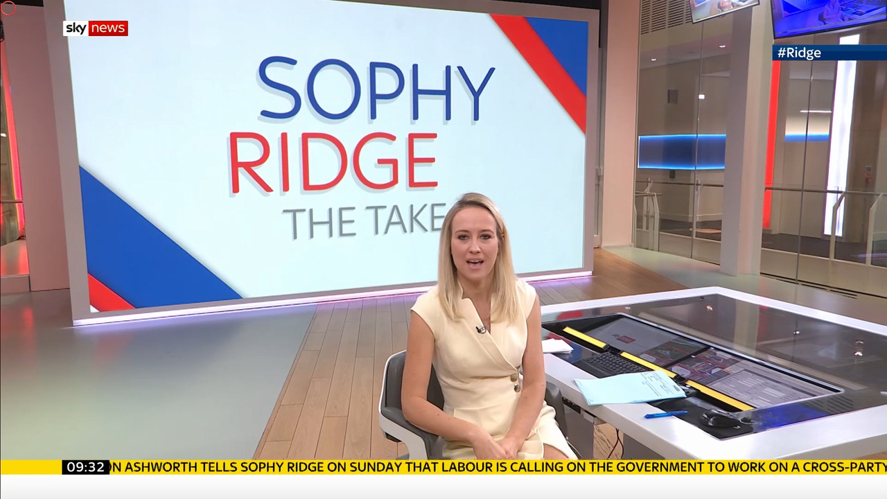 11.15 - 08.30.00 - Sophy Ridge On Sunday. The host invites special gu....ts_snapshot_01.02.48.157
